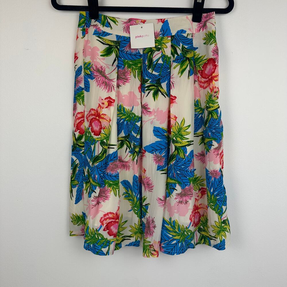 NWT Pinkyotto Womens Fleur De Force Floral White/Multi Knee Length Skirt Small
